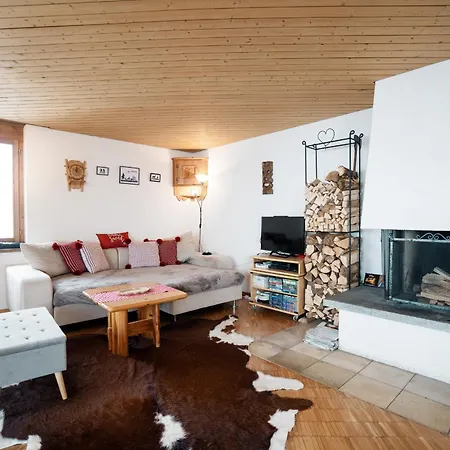 Camelia Apartment